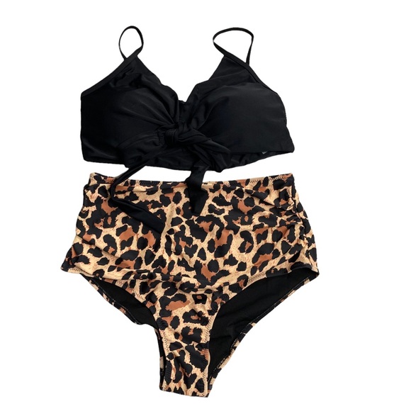 Grace Tempt Other - ❤️❤️SOLD ❤️❤️GRACE TEMPT Cheeky Black & Leopard Print 2 Piece Swim Suit Size Lar